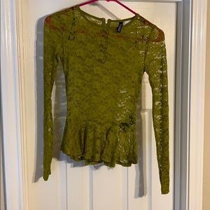 Size small H&M top in good condition